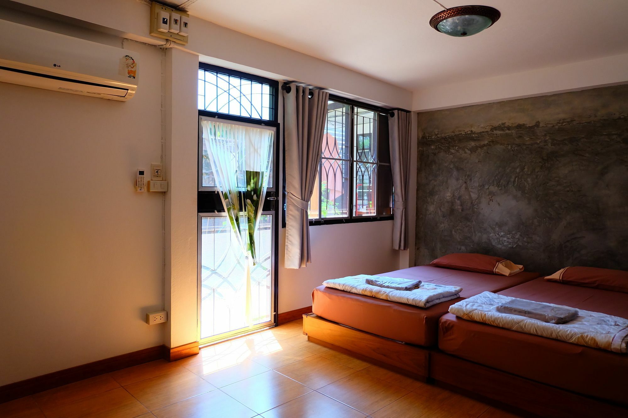 Mae Ping Home Chiang Mai Exterior photo